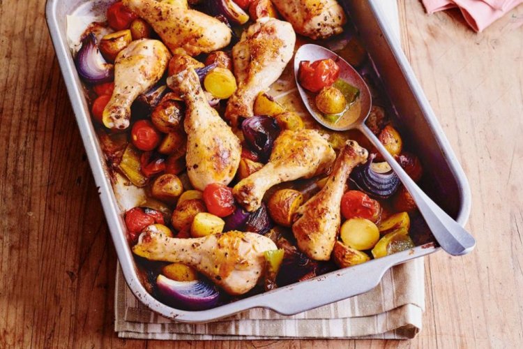 Muslos de pollo con patatas a la italiana