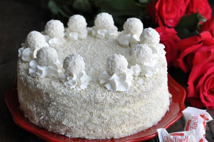 Pastel «Raffaello» en una sartén