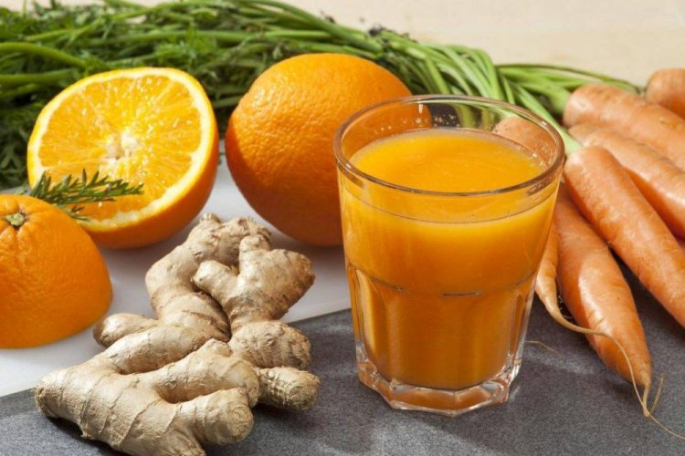 Batido detox de naranja, jengibre y zanahoria