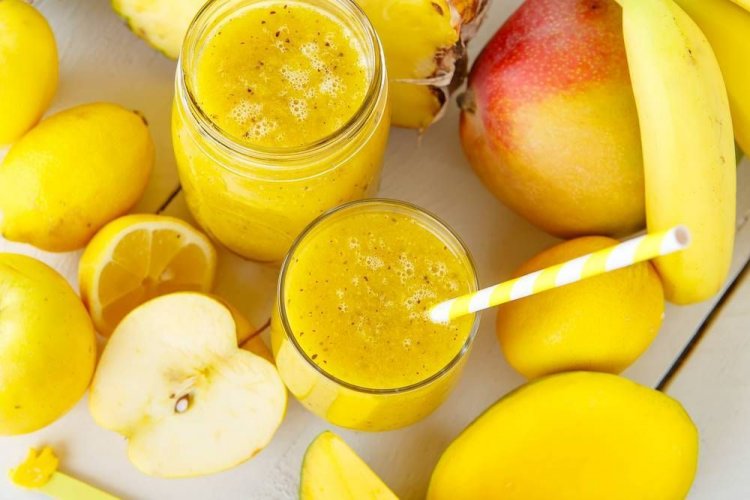 Vitamin Smoothie with Mango, Apples, Bananas, and Pineapple