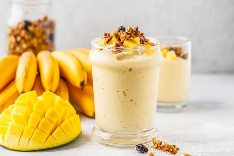 Mango, Banana, and Pineapple Smoothie