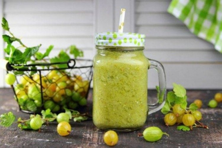 Stachelbeer-Joghurt-Smoothie