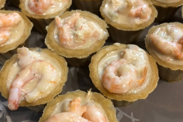Tartelettes mit Garnelen in Sauerrahm