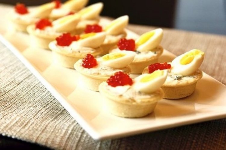 Tartelettes mit Frischkäse und Loddenrogen