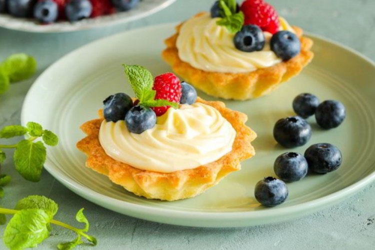 Tartelettes mit Frischkäse und Beeren