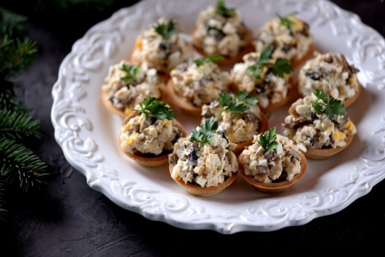 Tartaletas de pollo, espinacas y champiñones