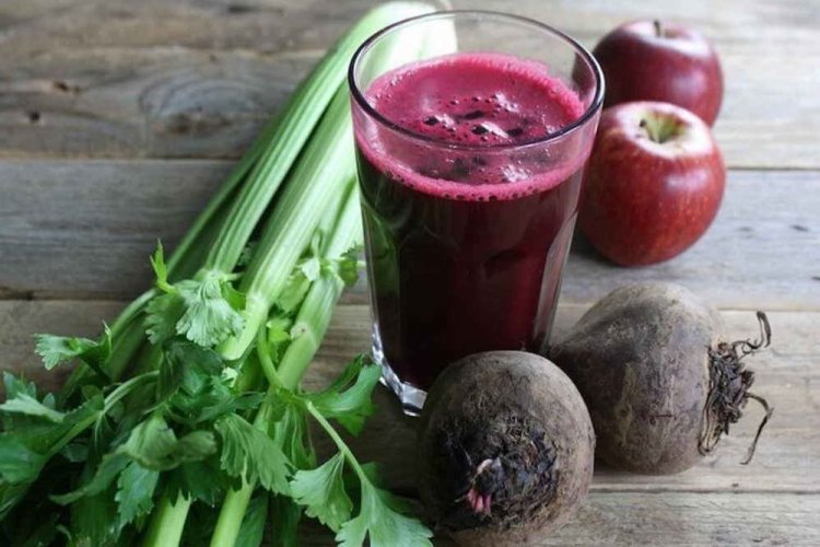 Beetroot, Apple, and Celery Smoothie