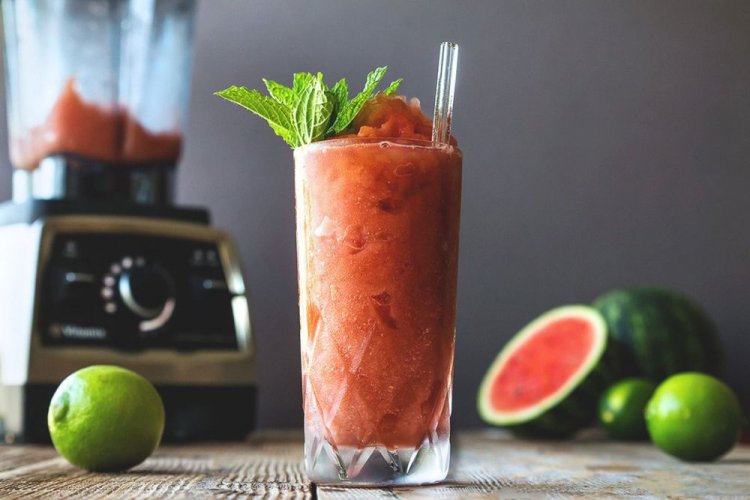 Batido de sandía con lima y vainilla