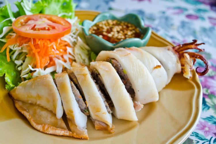 Stuffed Squid with Ground Meat and Anchovies