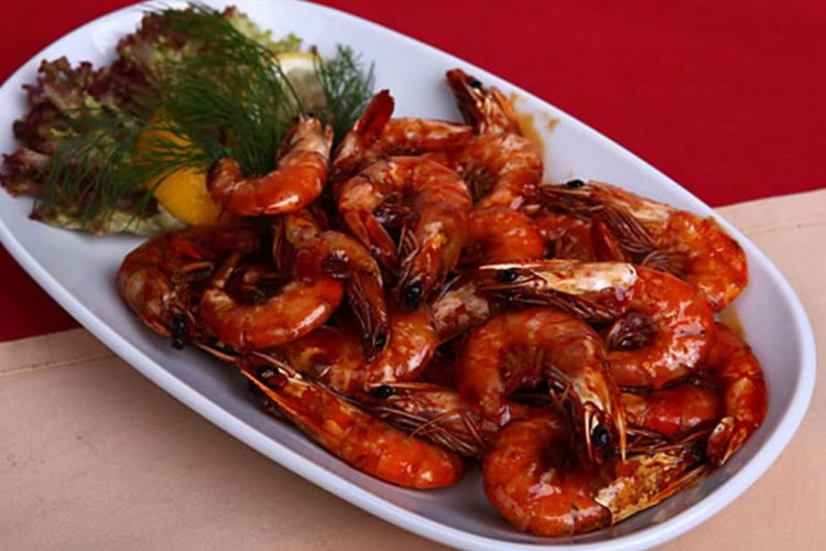 Fried Shrimp with Soy Sauce and Garlic