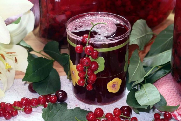 Compota de cereza y grosella roja