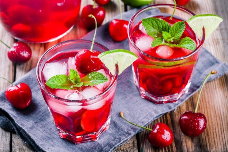 Compota de cereza con lima y menta
