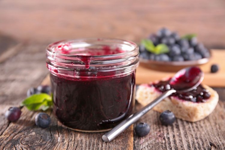 Blueberry Jam with Lemon Juice