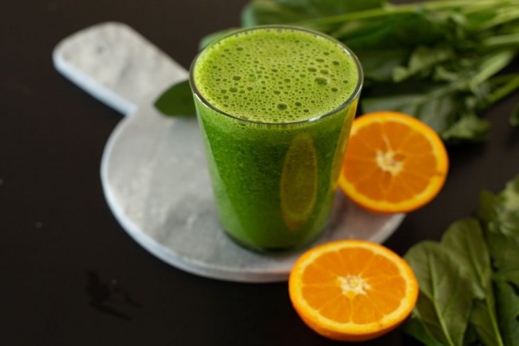 Spinach and Orange Smoothie