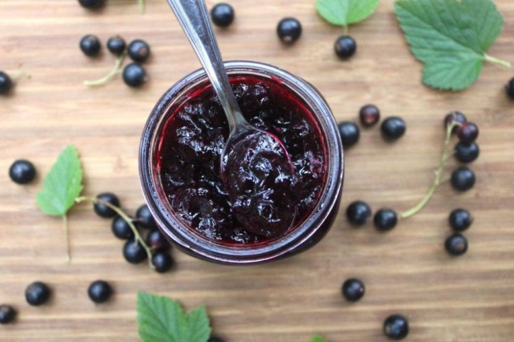 Blackcurrant Jam with Agar-Agar
