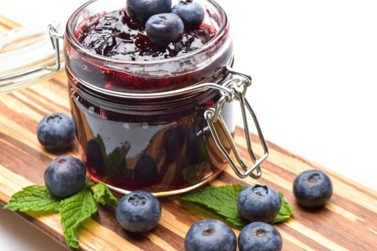 Blueberry Jam with Lemon Juice