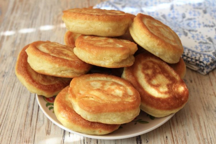 Tortitas con crema agria y bicarbonato de sodio