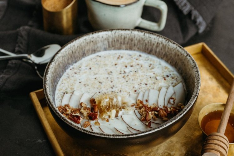 Rice Porridge with Quinoa and Coconut Milk