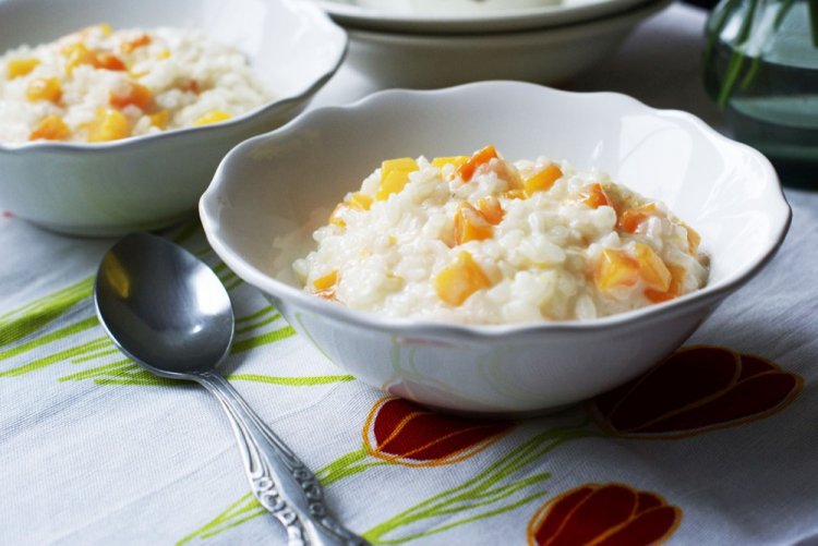 Rice Porridge with Pumpkin and Coconut Milk