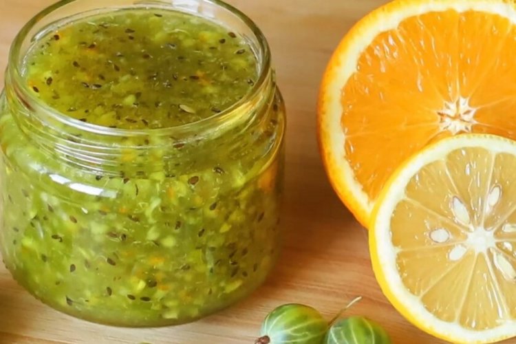 Emerald Gooseberry Jam without Sugar