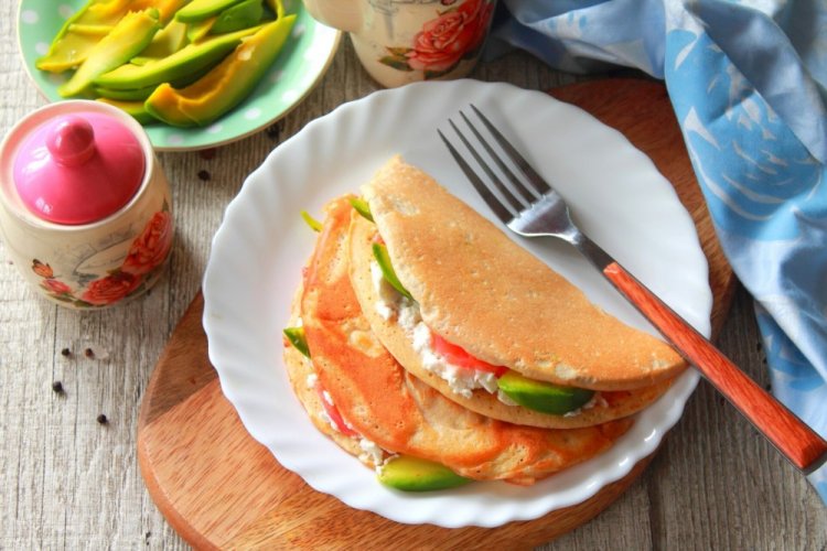 Haferfladen mit Avocado und Lachs
