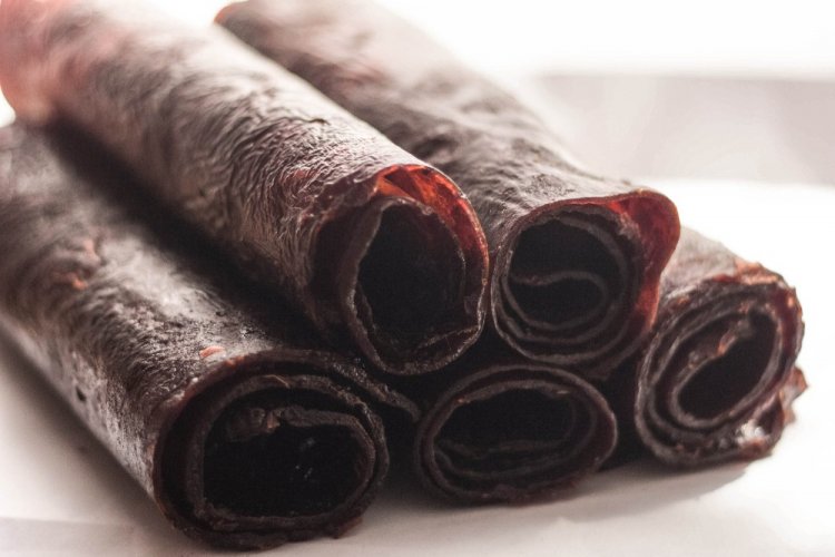 Pastila aus schwarzen Johannisbeeren ohne Kochen