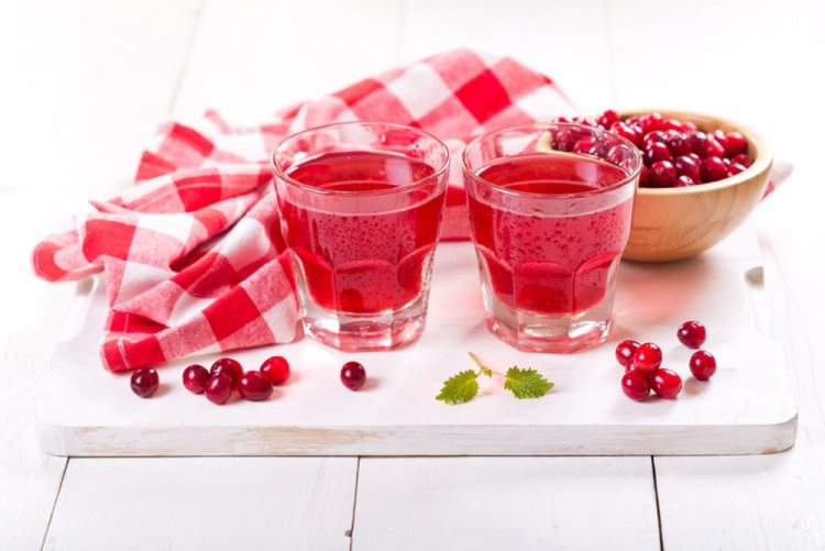 Jugo de arándano rojo con escaramujo