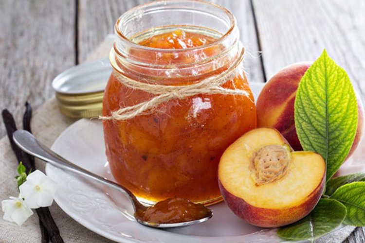 Five-Minute Peach Jam