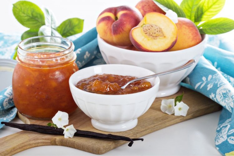 Peach Jam with Vanilla