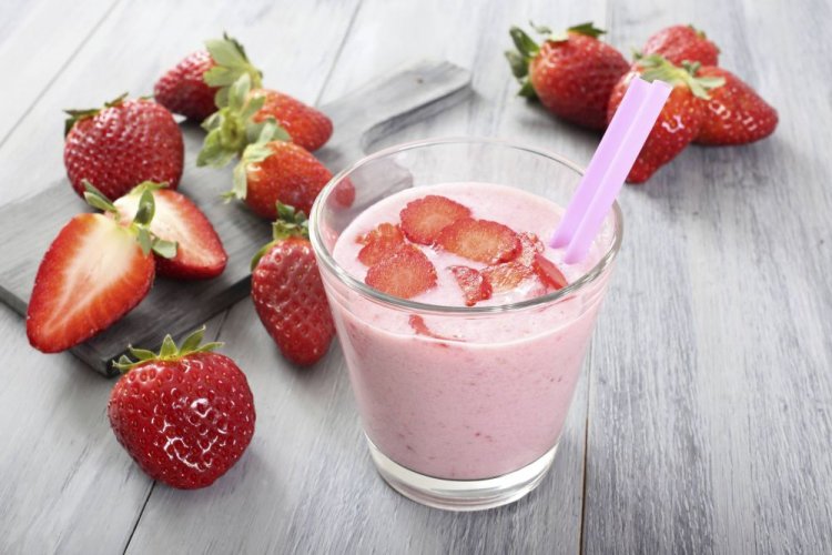Batido de fresa con kéfir y vainilla