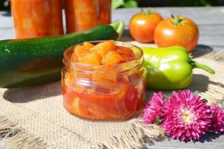 Lecho with Zucchini, Bell Peppers, and Tomatoes