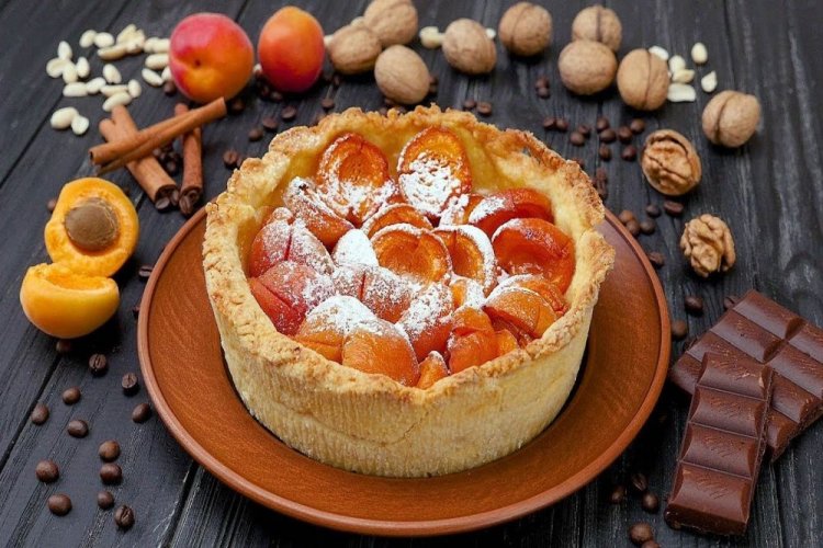 Tarta de albaricoque con masa quebrada