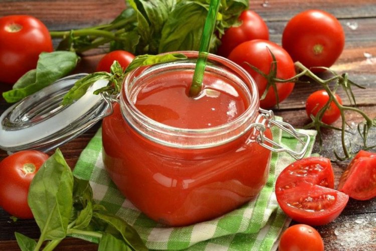 Tomato Juice Through a Sieve