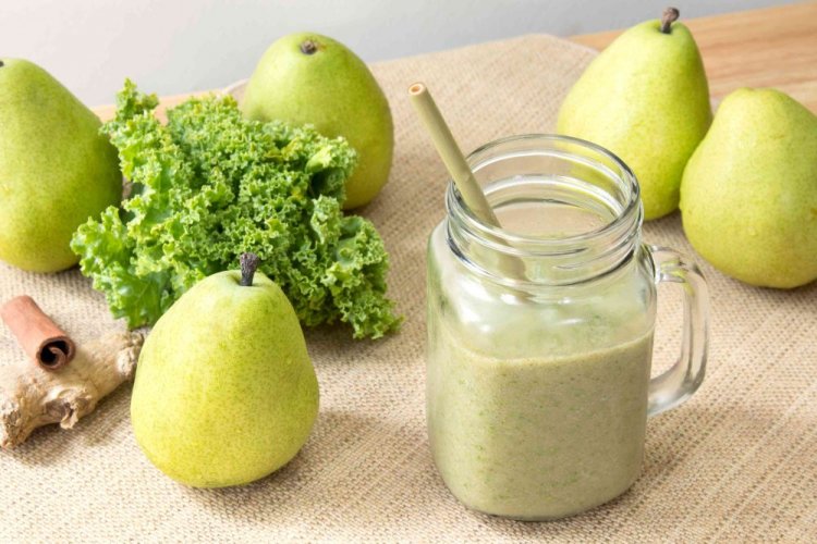 Birnen-Smoothie mit Ingwer, Zimt und Kefir