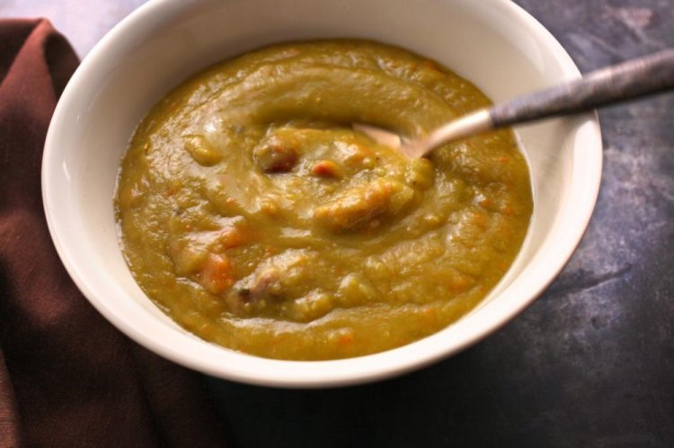Puré de guisantes con pollo