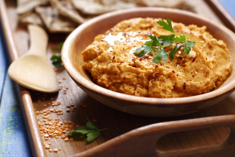 Puré de guisantes con nueces
