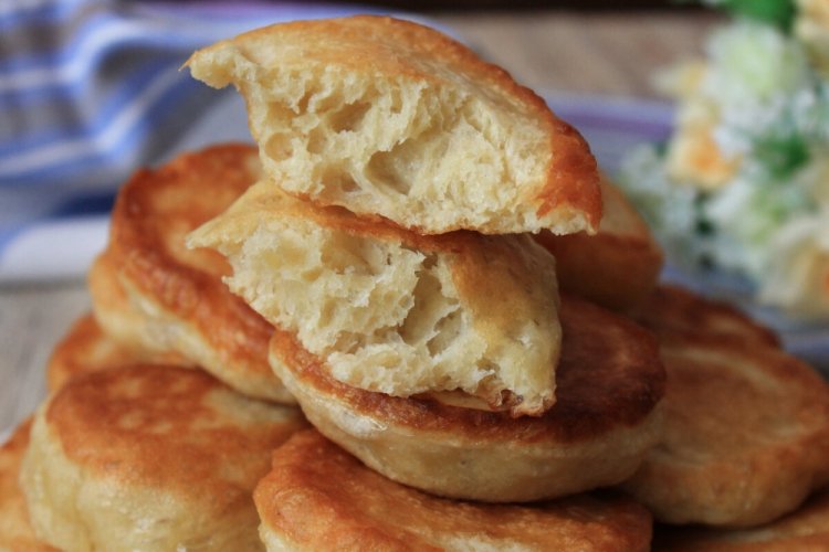 Hefepfannkuchen mit Wasser