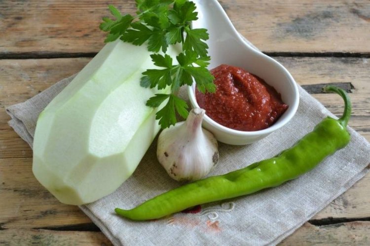 Zucchini Adjika with Hot Pepper, Garlic, and Tomato Juice