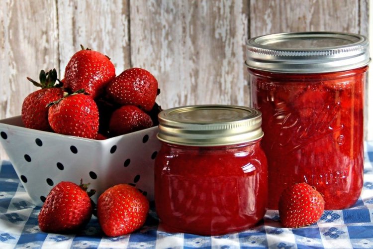 Strawberry Jam with Citric Acid