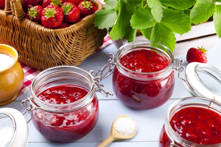 No-Cook Strawberry Jam