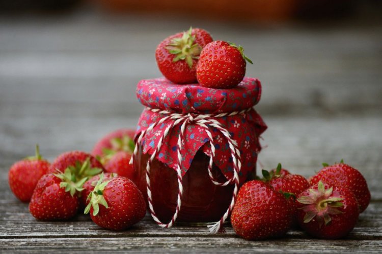 Strawberry Jam with Agar-Agar