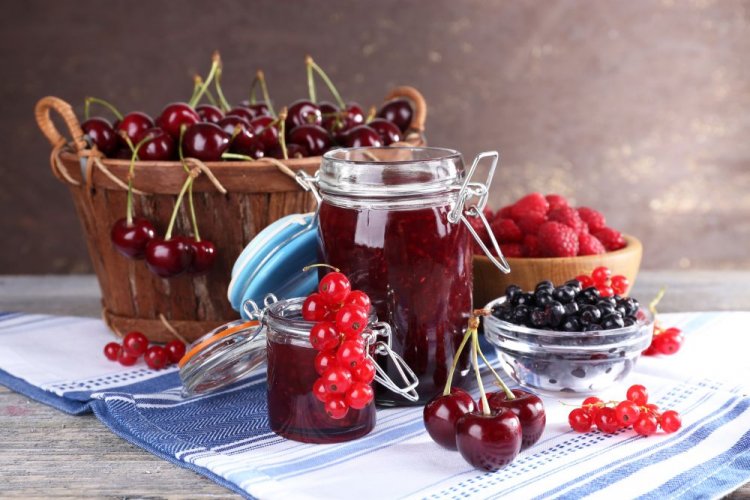 Assorted No-Cook Jam