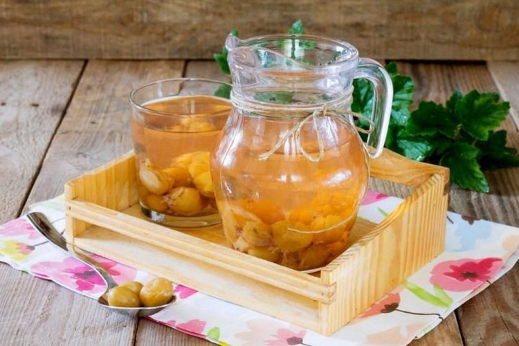Compota de grosella espinosa con stevia