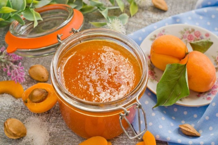 Apricot Jam – Classic Recipe