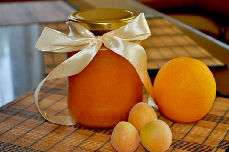 Apricot and Orange Jam