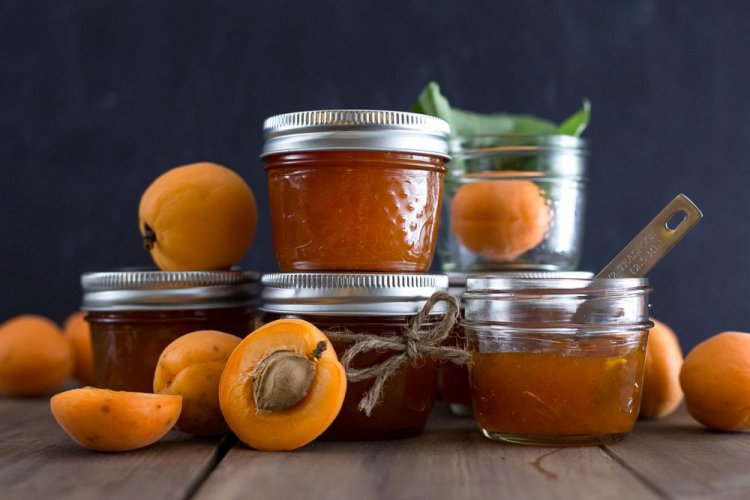 Apricot Jam with Agar-Agar