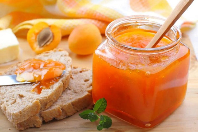 Apricot Jam with Lemon Juice