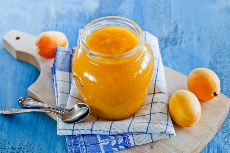 Apricot Jam with Citrus Aroma