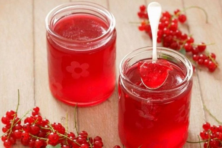 Redcurrant Jelly with Grapefruit