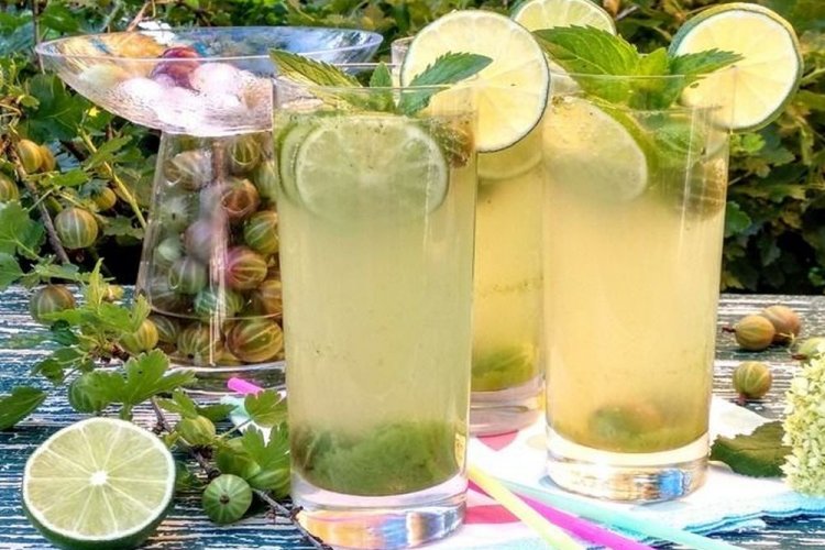 Homemade Gooseberry and Lime Mojito Compote